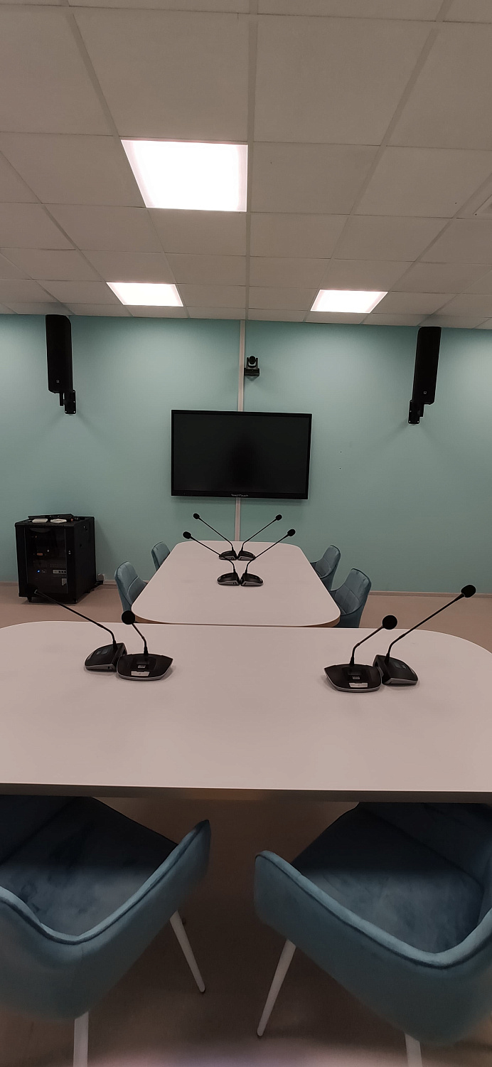 Установка оборудования видео-конференц связи (ВКС) в школе