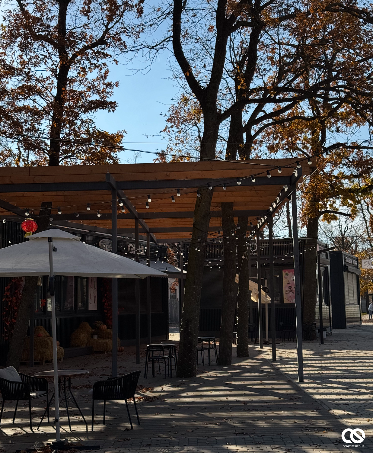 Звуковая система в фуд-корте ЖК Самолет